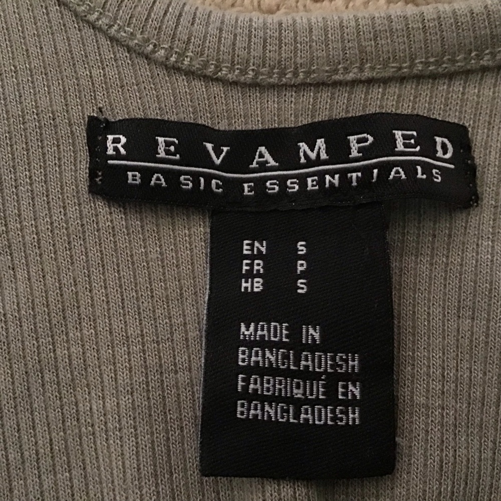 💥3/$10 Sage Green Ribbed Bodysuit - Picture 2 of 6